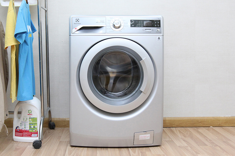 Máy-giặt-lồng-ngang-Electrolux-EWF12935S-5